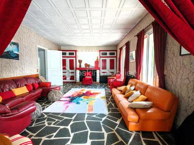 Pavillon - 416 m² - 11 pièces