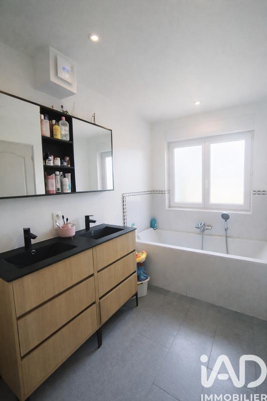 Maison - 109 m² - 4 pièces