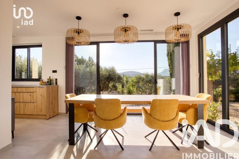 Maison - 120 m² - 5 pièces