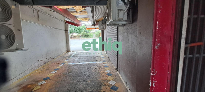 Local commercial - 21 m²