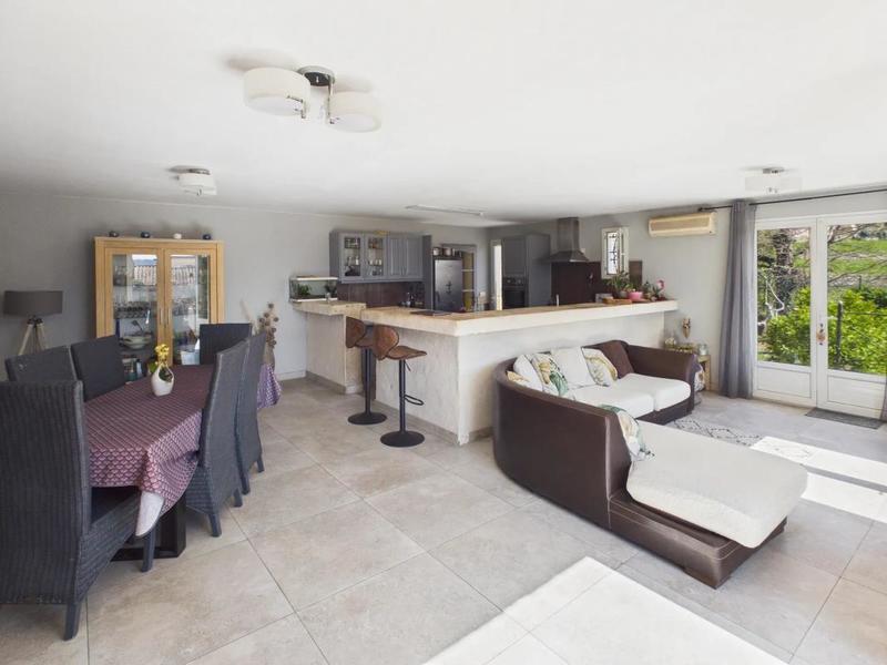 Maison - 126 m² - 6 pièces