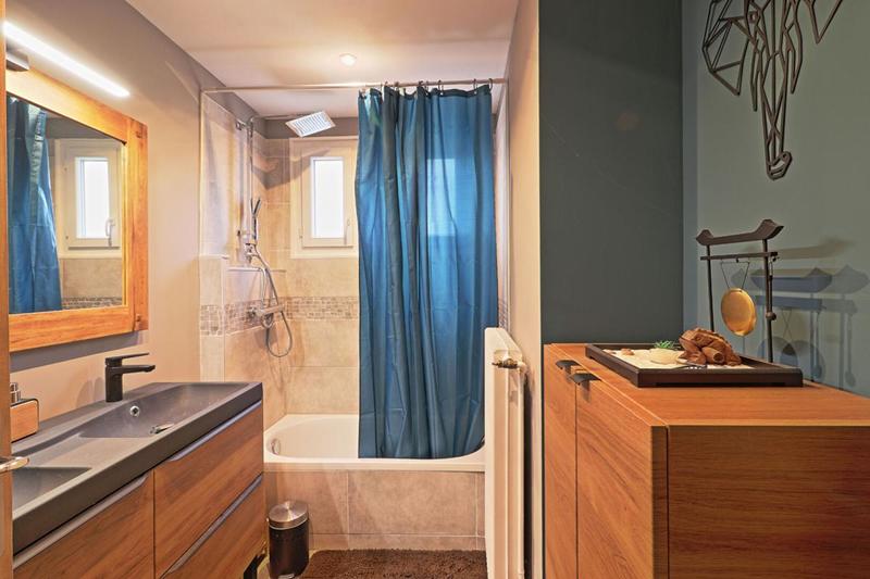 Maison - 174 m² - 5 pièces