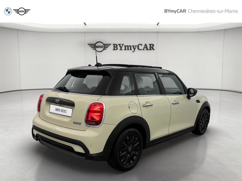 Mini 5 portes Hatch F55 Lci II Cooper 136 ch Dkg7 Edition Premium Plus