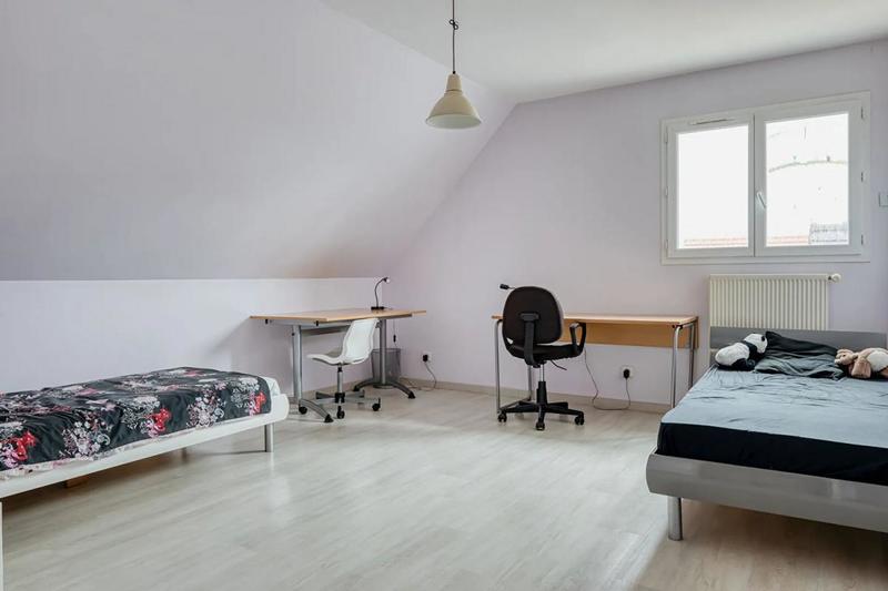 Maison - 160 m² - 8 pièces