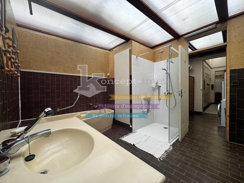 Maison - 140 m² - 6 pièces