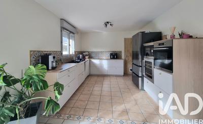 Maison - 114 m² - 7 pièces