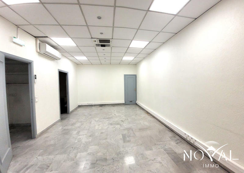 Bureau - 96 m² - 3 pièces