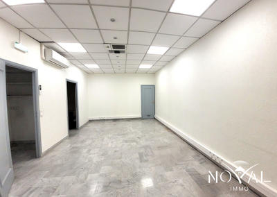 Bureau - 96 m² - 3 pièces