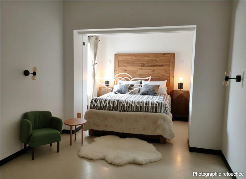 Maison ancienne - 401 m² - 9 pièces