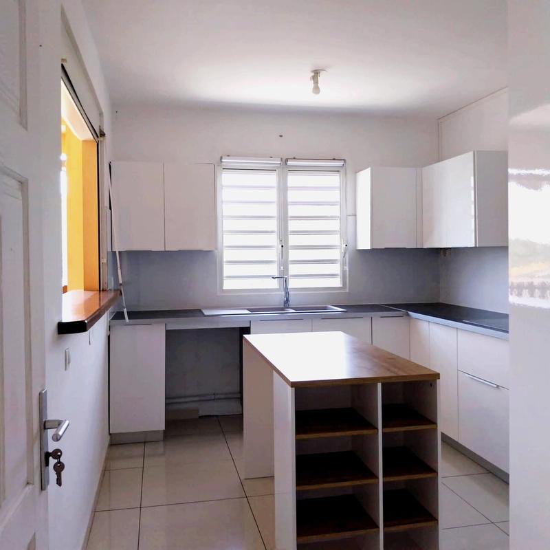 Appartement - 160 m² - 4 pièces