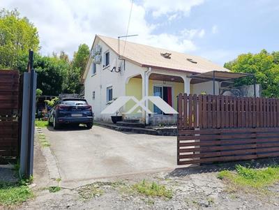 Maison - 88 m² - 4 pièces