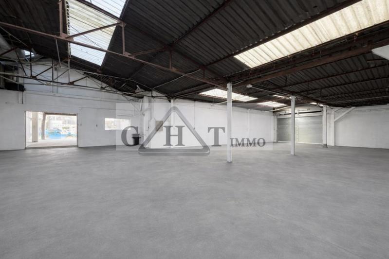 Local commercial - 926 m²