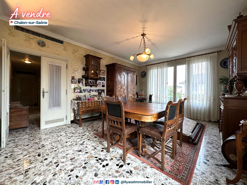 Maison - 136 m² - 6 pièces