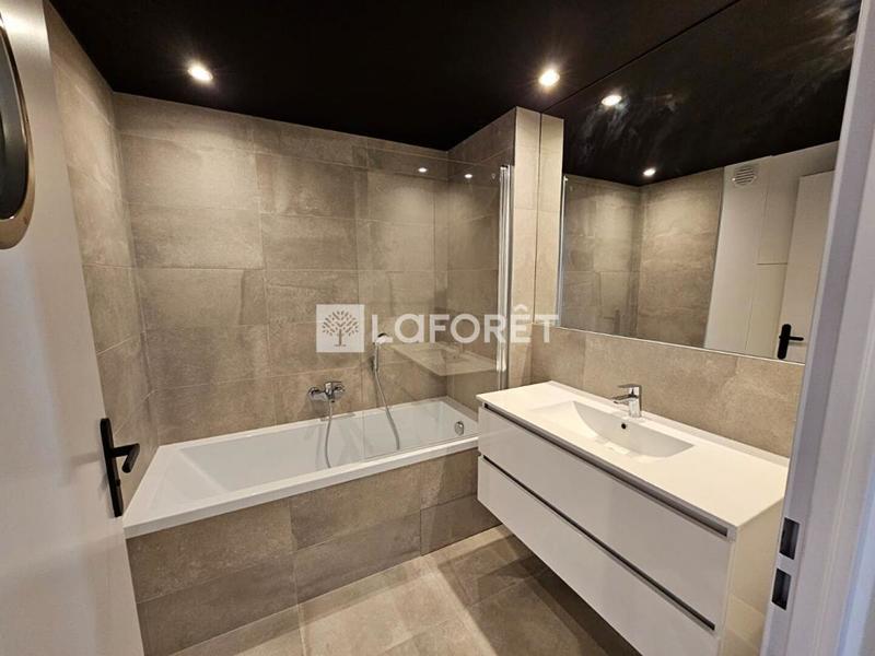 Appartement - 66 m² - 3 pièces