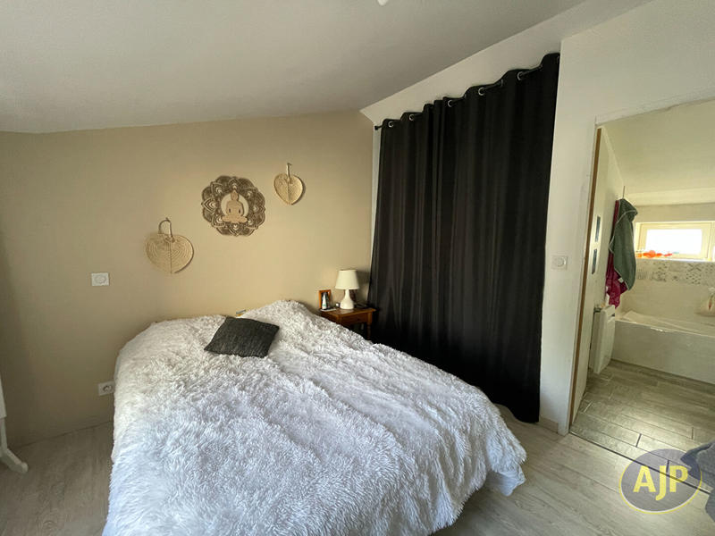 Maison - 111 m² - 5 pièces