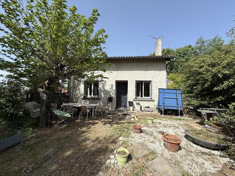 Maison - 140 m² - 6 pièces