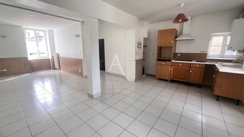 Maison - 77 m² - 4 pièces