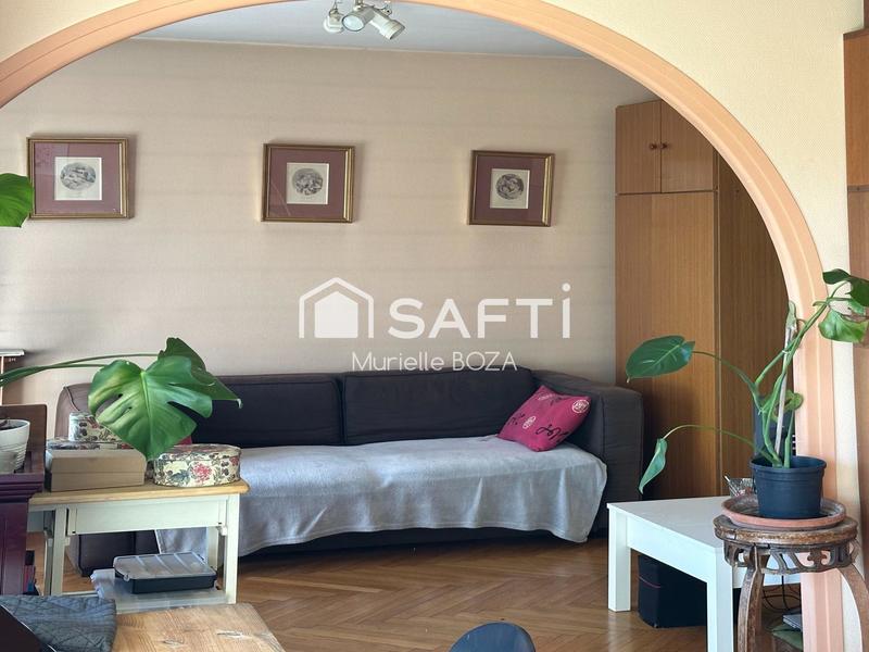 Appartement - 99 m² - 4 pièces