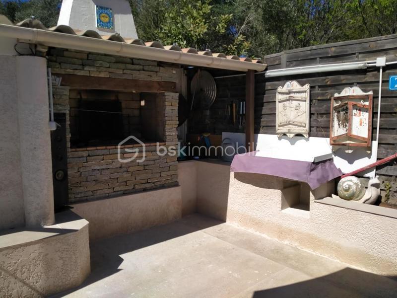 Propriété - 120 m² - 6 pièces