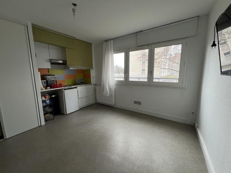 Appartement - 100 m² - 4 pièces