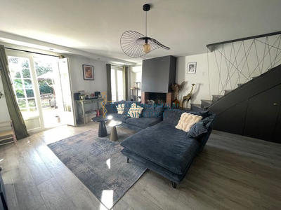 Maison - 96 m² - 4 pièces