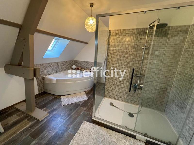 Longère - 250 m² - 8 pièces