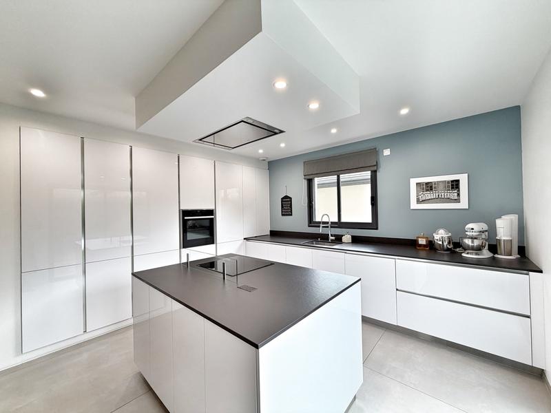 Maison - 162 m² - 5 pièces