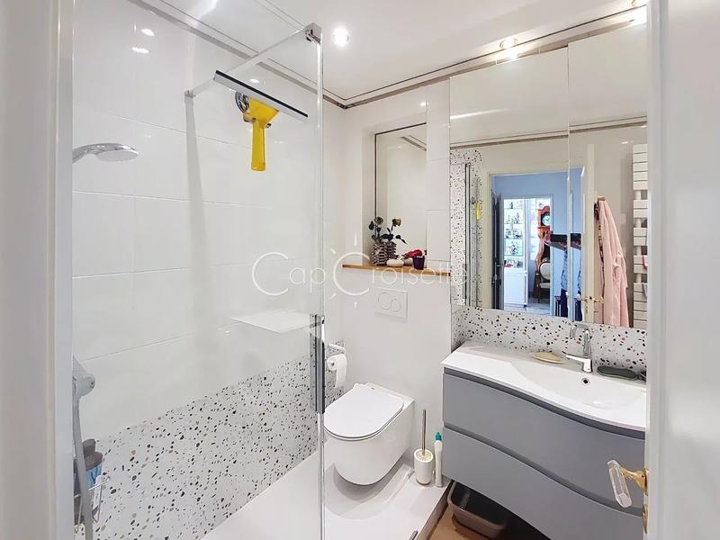 Appartement - 94 m² - 3 pièces