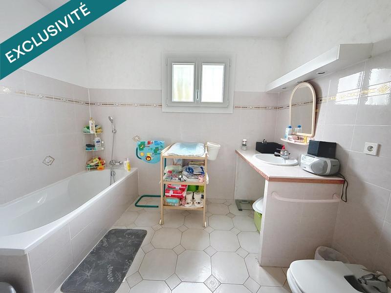 Maison - 185 m² - 6 pièces