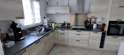 Maison - 122 m² - 7 pièces