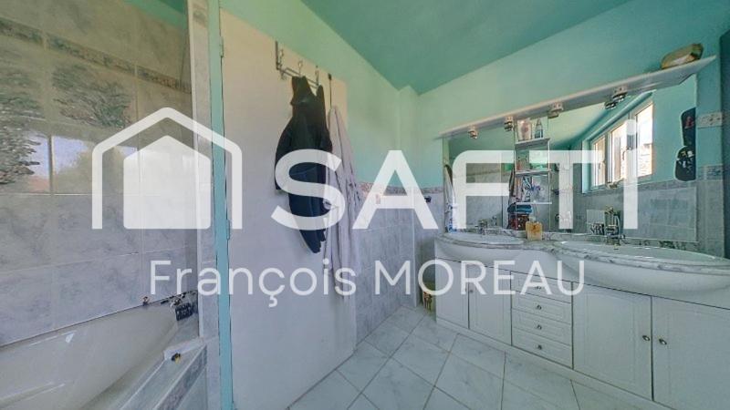 Maison - 180 m² - 6 pièces