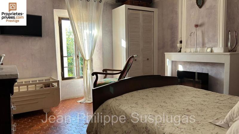 Demeure - 380 m² - 16 pièces