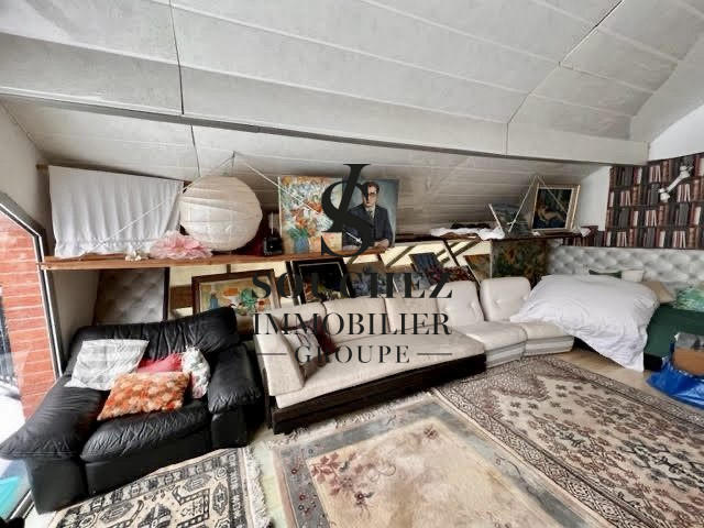 Maison - 339 m² - 10 pièces