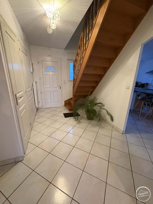 Maison - 123 m² - 5 pièces