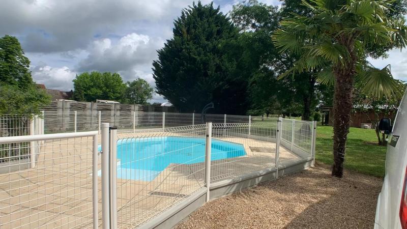 Maison - 185 m² - 8 pièces