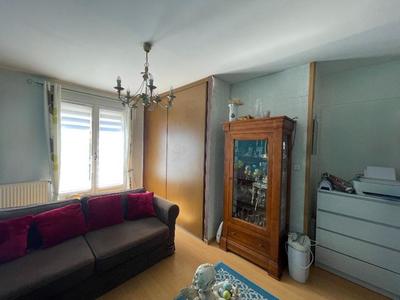 Maison - 83 m² - 5 pièces