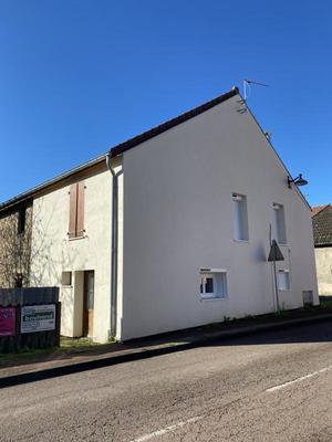 Maison de village - 85 m² - 4 pièces