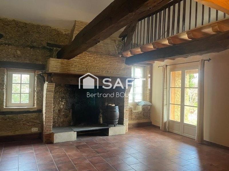 Maison - 310 m² - 9 pièces