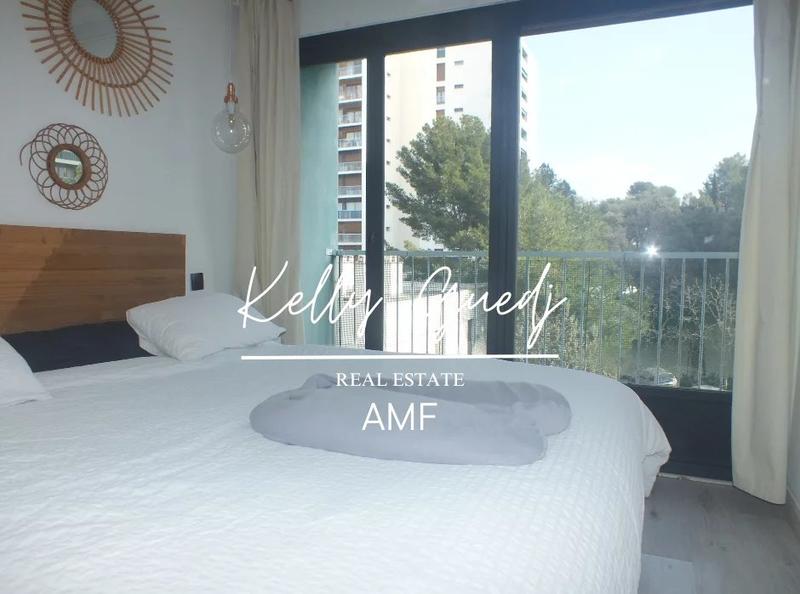 Appartement - 87 m² - 4 pièces