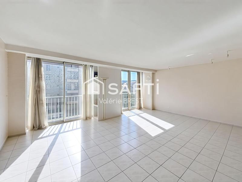 Appartement - 98 m² - 4 pièces