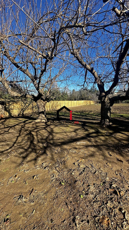 Terrain agricole - 2 352 m²