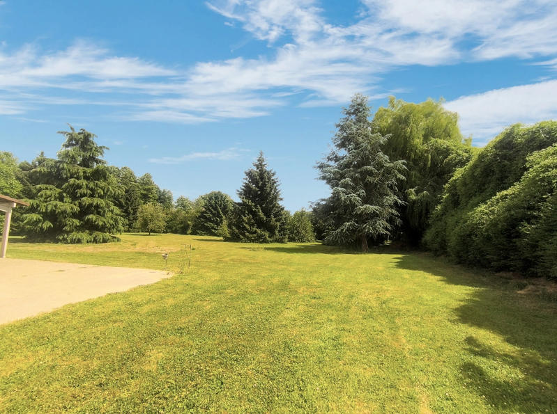 Maison - 212 m² - 7 pièces