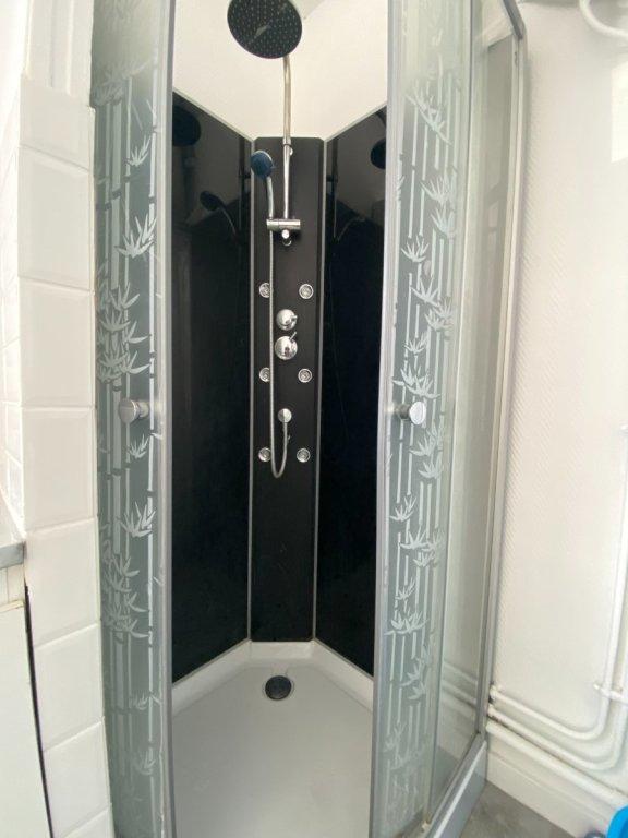 Studio - 16 m² - 1 pièce