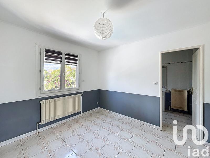 Maison - 240 m² - 5 pièces