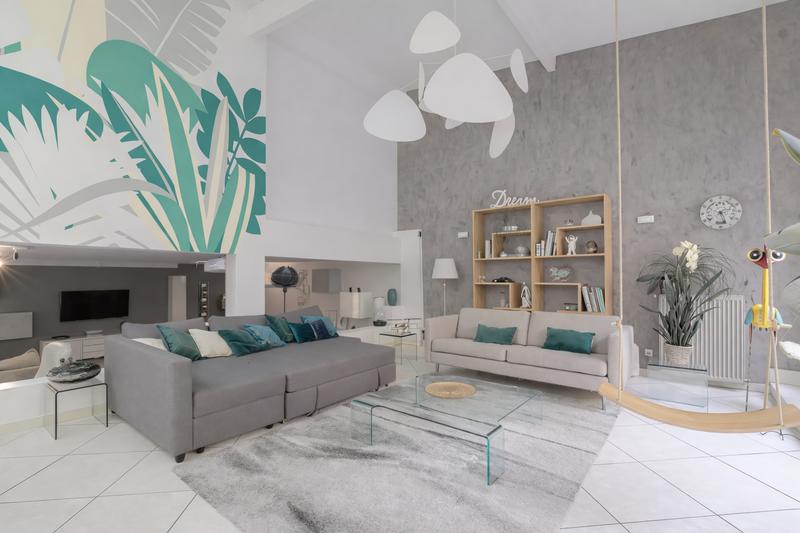 Maison - 246 m² - 7 pièces