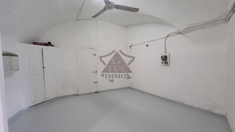 Maison - 490 m² - 21 pièces