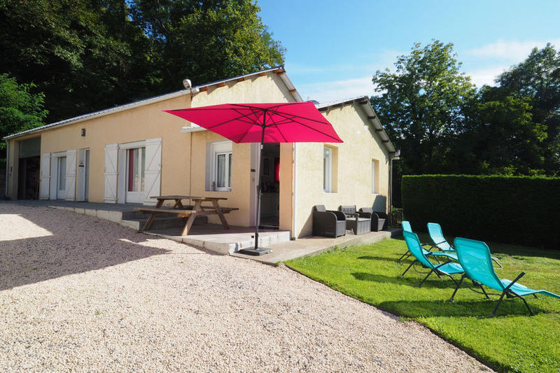 Propriété - 350 m² - 11 pièces