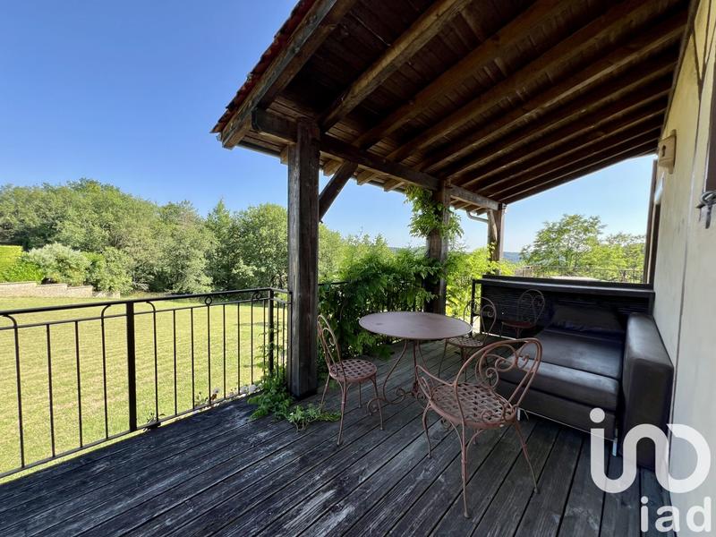 Maison - 215 m² - 7 pièces