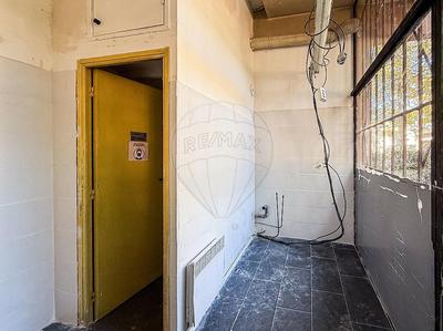 Local commercial - 70 m² - 2 pièces