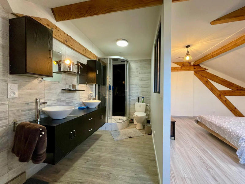 Maison - 298 m² - 8 pièces